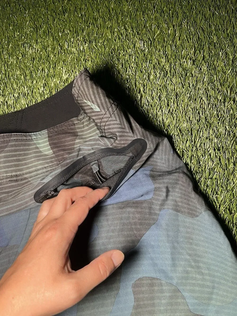 Oakley Board Shorts Camouflage Blue Gray Black Men's 32